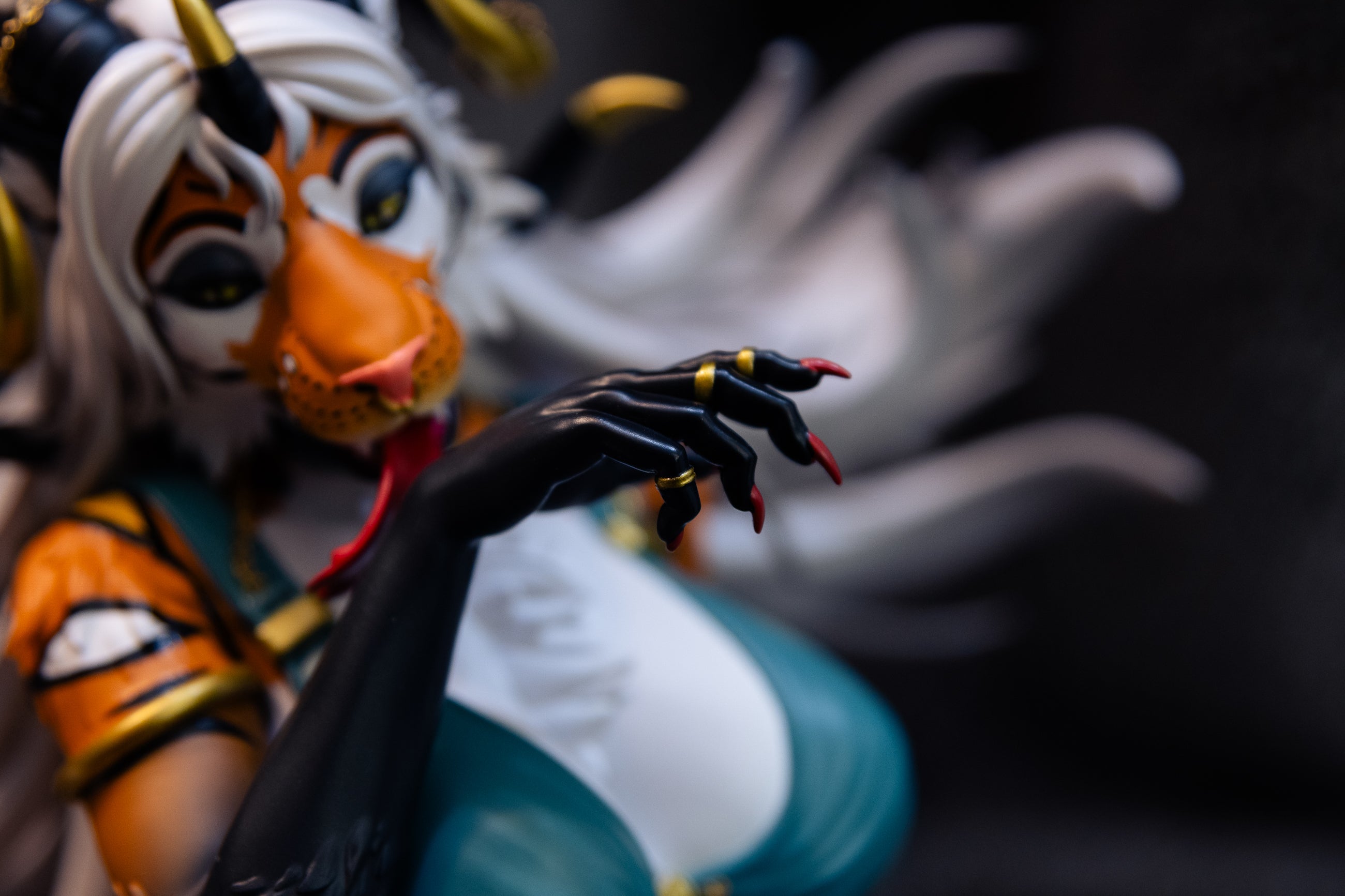 Hervy 1/7 Scale Figure - Hand Painted Resin Statue